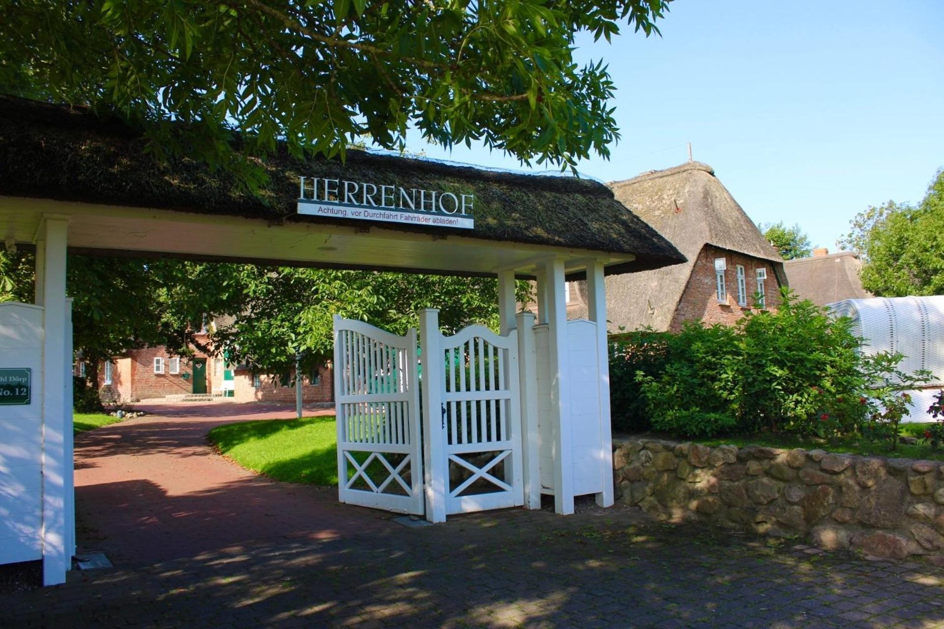 Strandperle Herrenhof 브릭숨 외부 사진